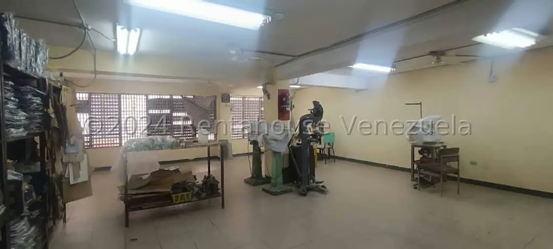 Local Comercial en Venta en Parroquia La Candelaria, Distrito Metropolitano - 16