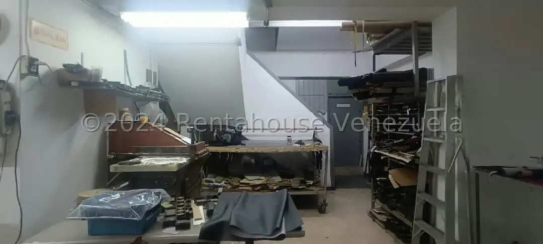 Local Comercial en Venta en Parroquia La Candelaria, Distrito Metropolitano - 9