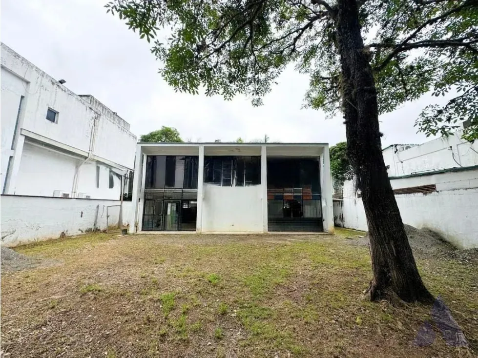 Vendo local/casa-comercial 364m2 Chuao 8531