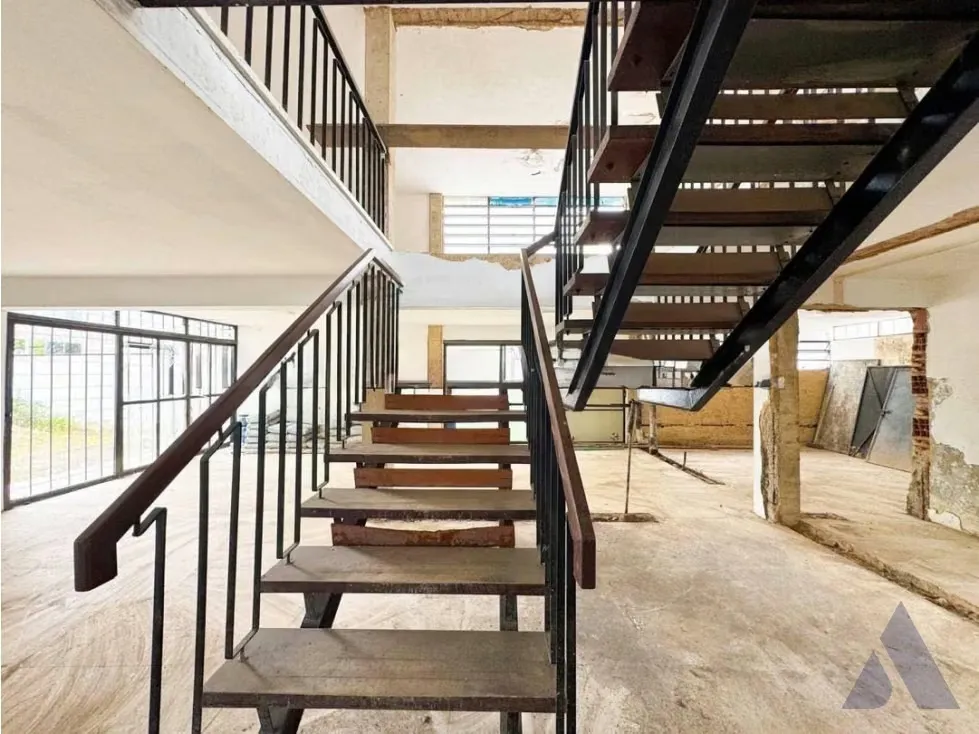 Vendo local/casa-comercial 364m2 Chuao 8531 - 16