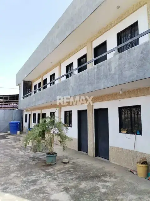 Se Vende Casa Comercial a Estrenar de 2 Niveles