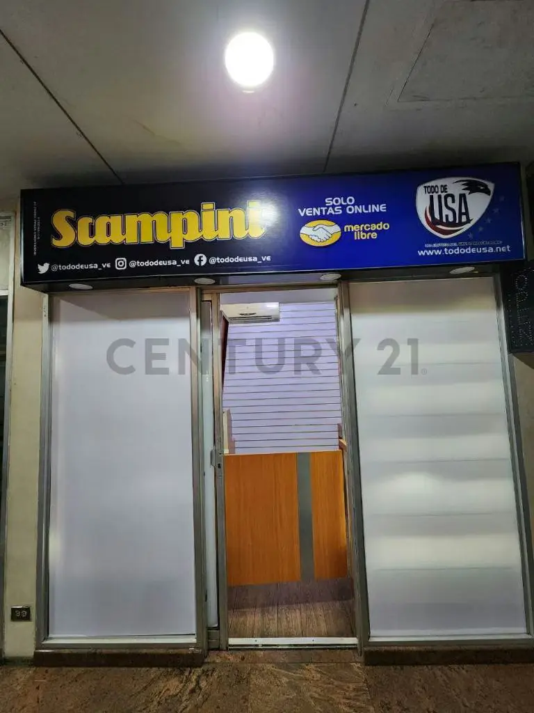 LOCAL CENTRO COMERCIAL REGINA