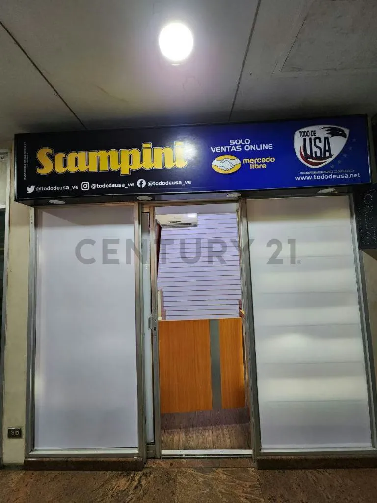 LOCAL CENTRO COMERCIAL REGINA