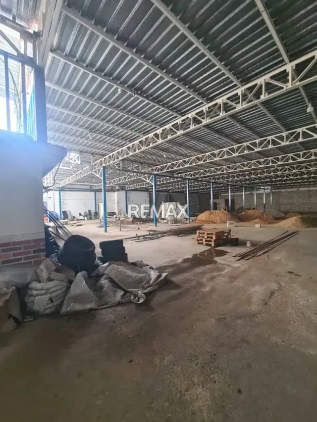 En Venta Galpon En San Blas Calle Comercio cruce con Paseo Cabriales - 8