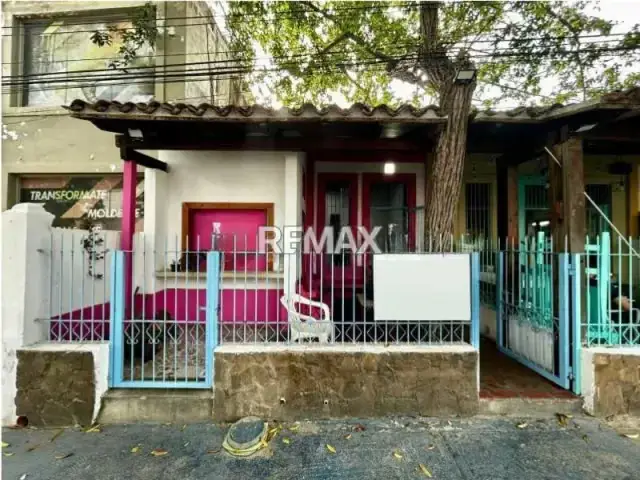 CASA EN VENTA CON LOCAL, EXCELENTE UBICACI´ÓN EN PAMPATAR - ISLA DE MARGARITA