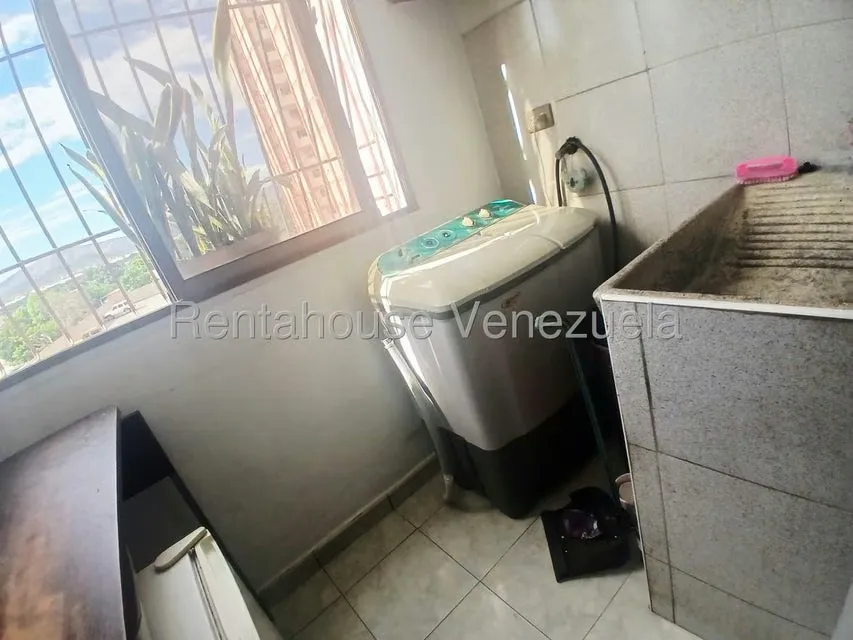 Apartamento (1 Nivel) en Venta en Zona Oeste, Lara - 13