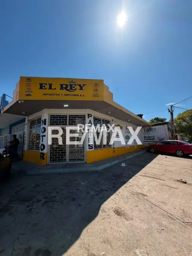 Venta de Punto Comercial, Venta de Repuesto, Ubicado en Sierra Maestra.