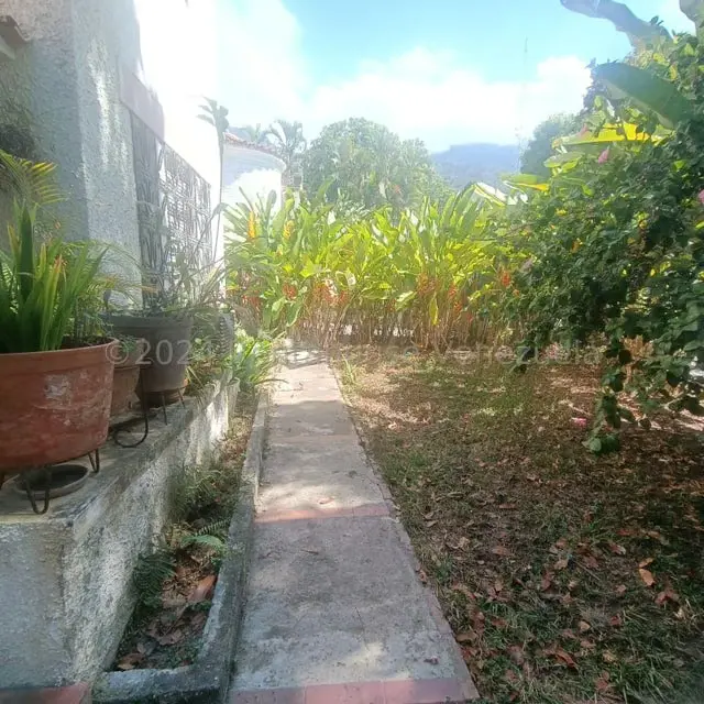 Terreno (Comercial) en Venta en La Florida, Distrito Metropolitano - 4