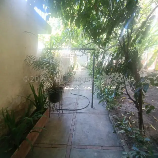 Terreno (Comercial) en Venta en La Florida, Distrito Metropolitano - 7