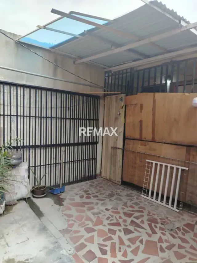 En venta Amplia Casa con Anexo Independiente – Urb. Valle Hondo, Cabudare - 2