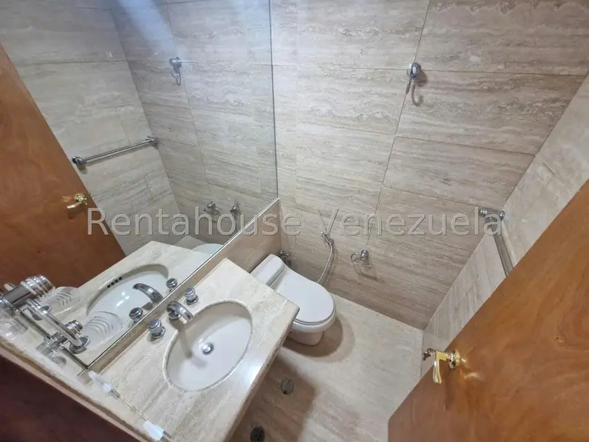 Apartamento (1 Nivel) en Venta en La Castellana, Distrito Metropolitano - 11