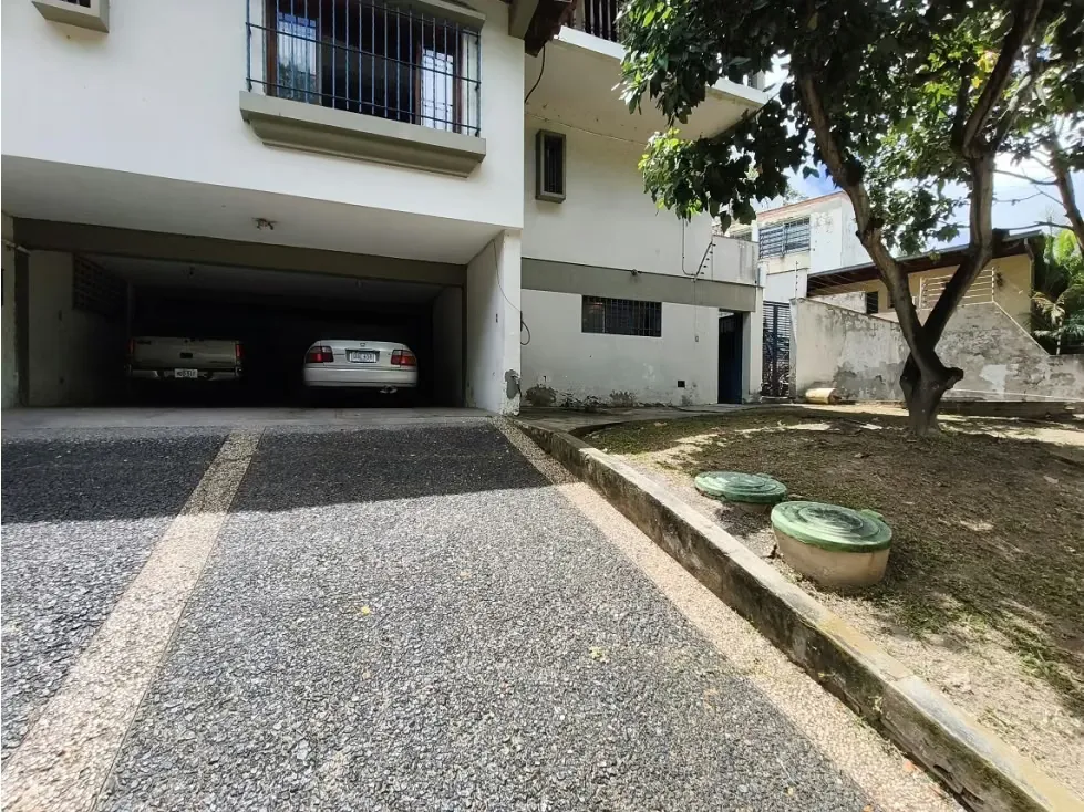 ALQUILER DE ANEXO INDEPENDIENTE DE 45M2 EN PRADOS DEL ESTE - 2