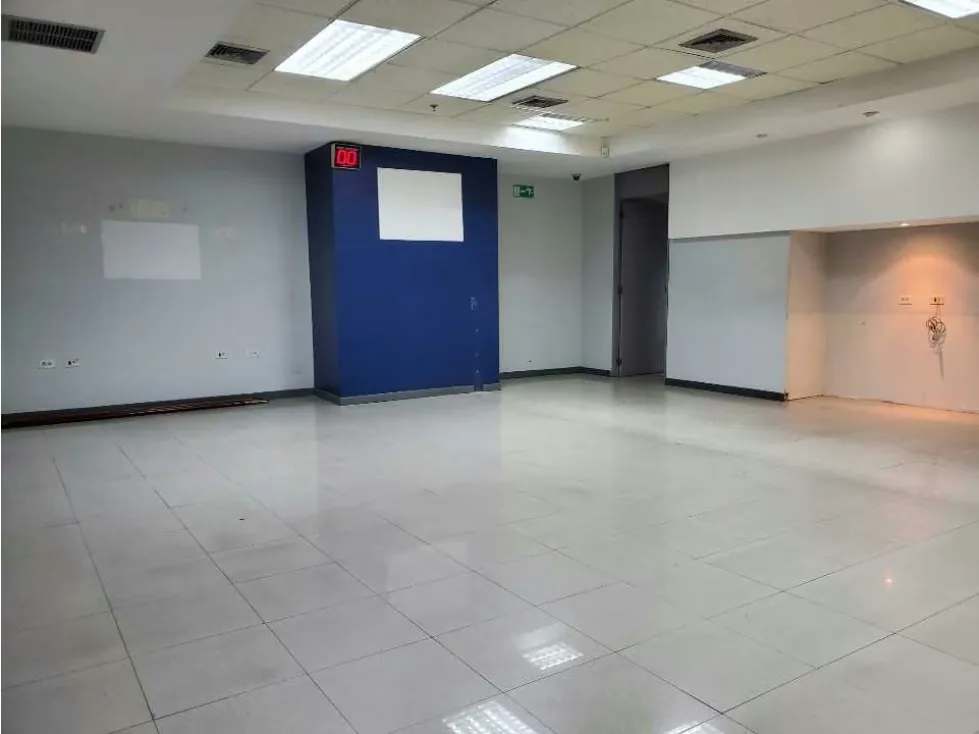 Alquilo local comercial 87m2 La Castellana 4656 - 2