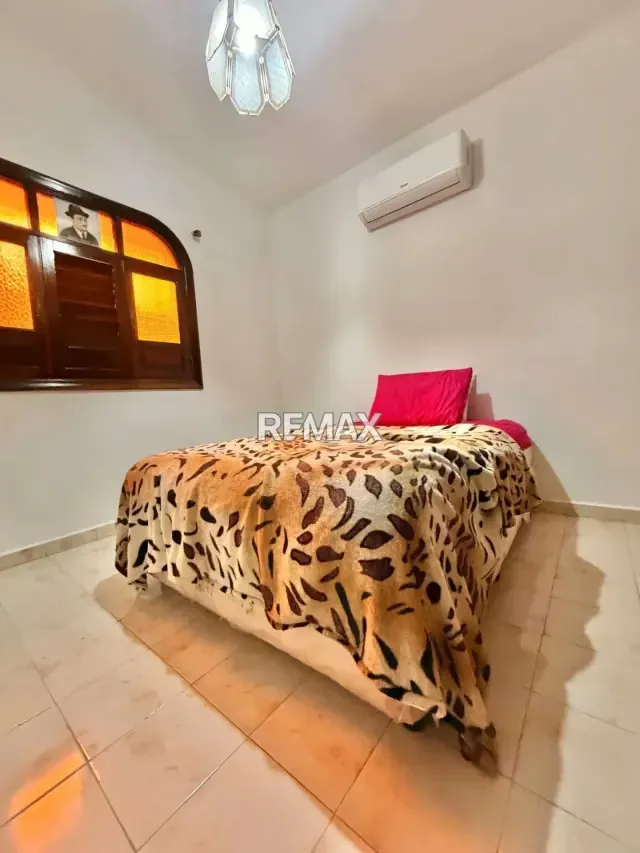 Venta de Casa de dos Niveles en Las Chimeneas Valencia Calle abierta - 6