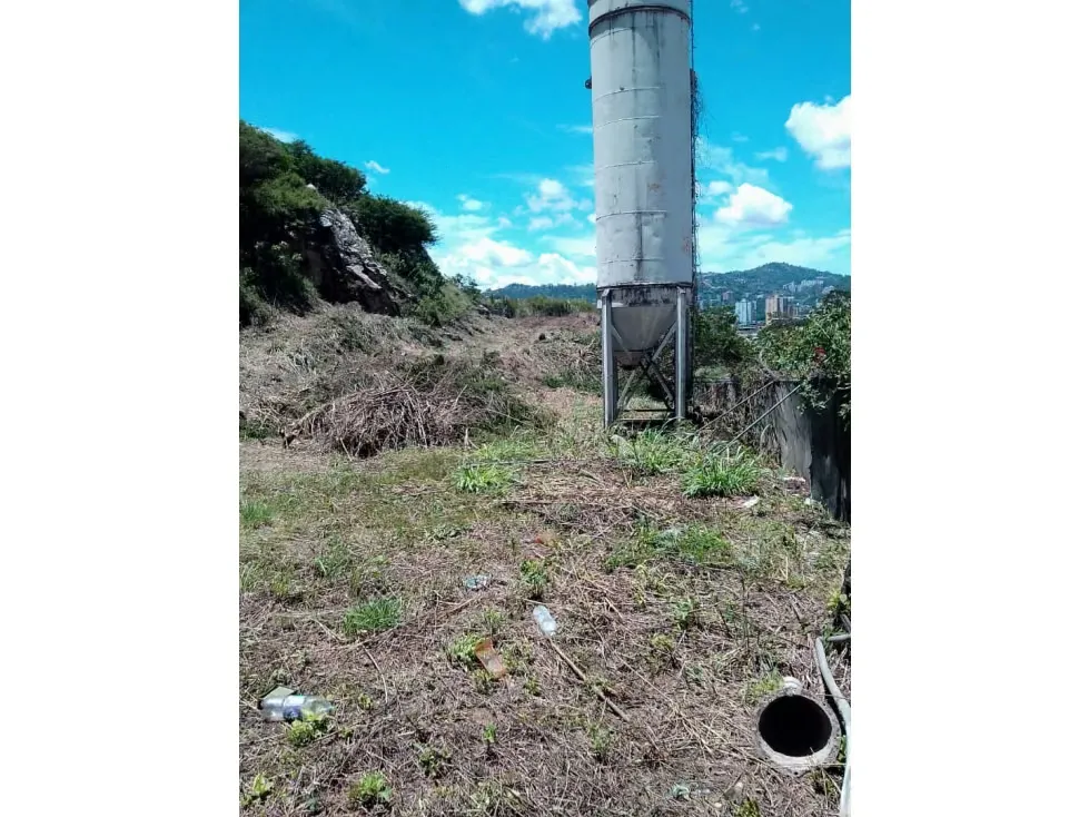Se vende terreno 4376m² en Lomas de Prados del Este - 2