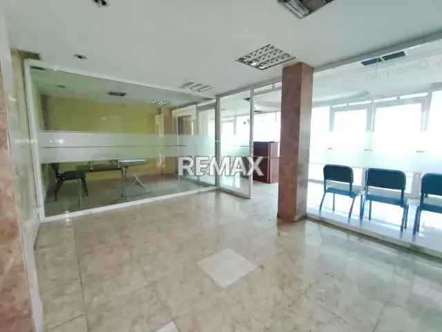 En venta potencial edificio comercial en la calle Páez - 6