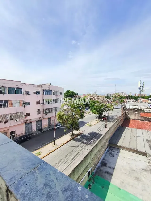 En venta potencial edificio comercial en la calle Páez - 9