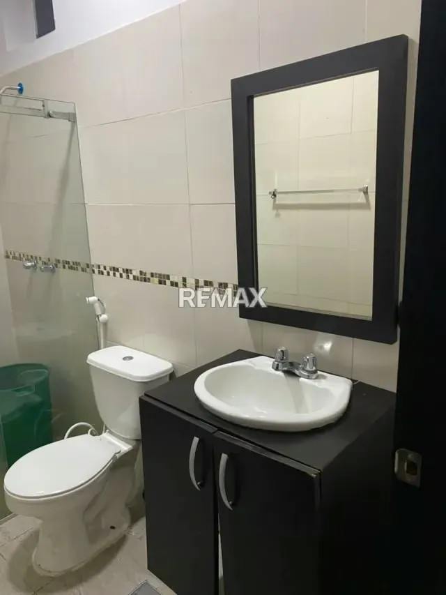 En venta casa ubicada en la Castellana urb los cedros 1. - 12