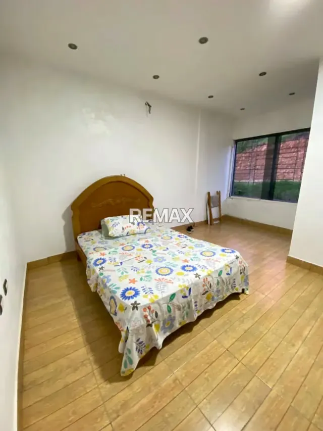 En venta casa ubicada en la Castellana urb los cedros 1. - 15