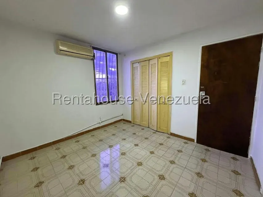 Apartamento (1 Nivel) en Venta en Club Hipico Las Trinitarias, Lara - 14