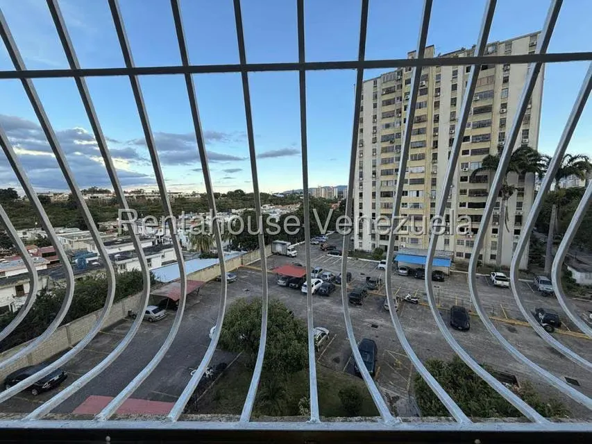 Apartamento (1 Nivel) en Venta en Club Hipico Las Trinitarias, Lara - 16