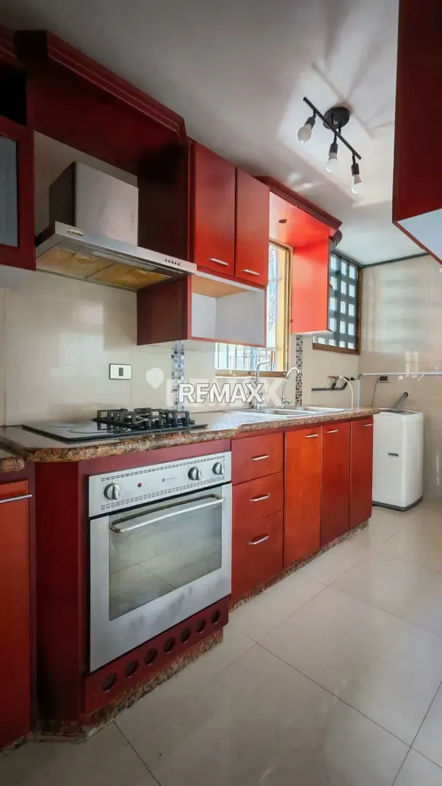 SE ALQUILA APARTAMENTO EN JUANICO - 7