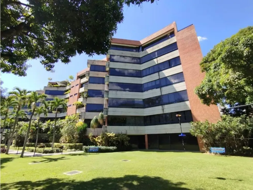 Alquilo apartamento PH 424m2 Los Chorros 9378