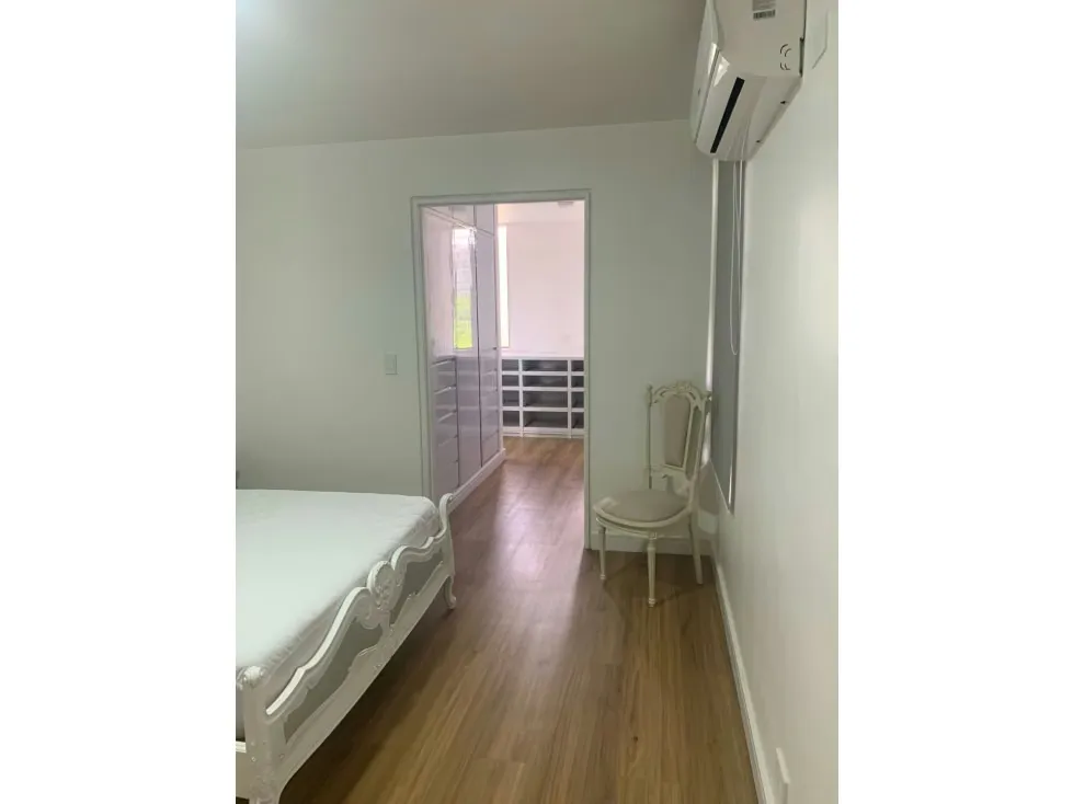 Se alquila apartamento 182m2 El Rosal 0357 - 16
