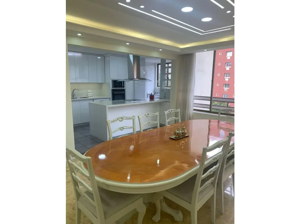 Se alquila apartamento 182m2 El Rosal 0357 - 8