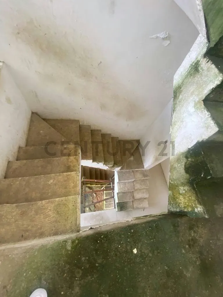 Se vende Terreno en Caicaguana, El Hatillo con Casa quinta en obra gris - 20