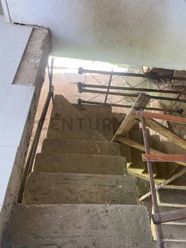 Se vende Terreno en Caicaguana, El Hatillo con Casa quinta en obra gris - 56