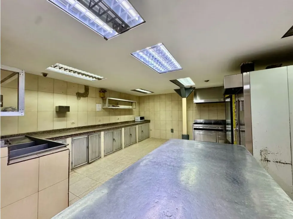 Se vende edificio comercial 1.606m2 La Guaira - 20
