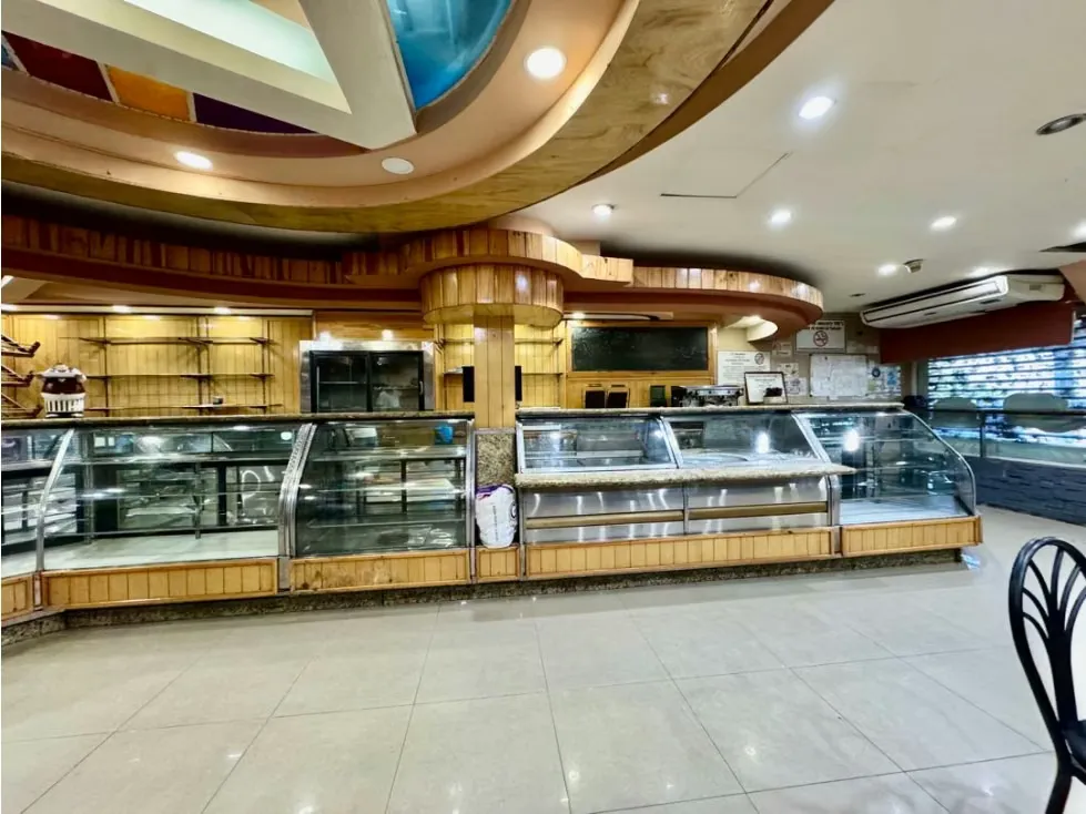 Se vende edificio comercial 1.606m2 La Guaira - 6