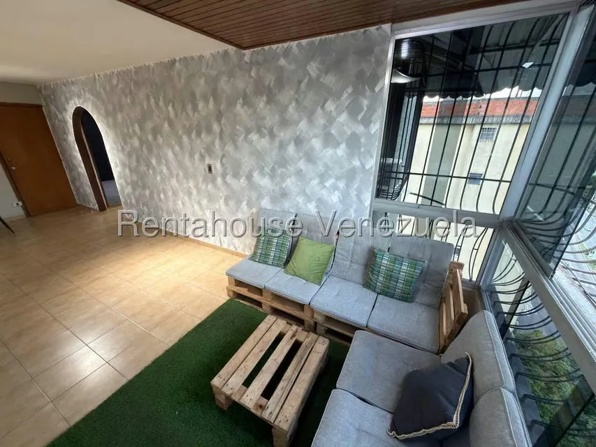 Apartamento (1 Nivel) en Alquiler en El Cafetal, Distrito Metropolitano - 5