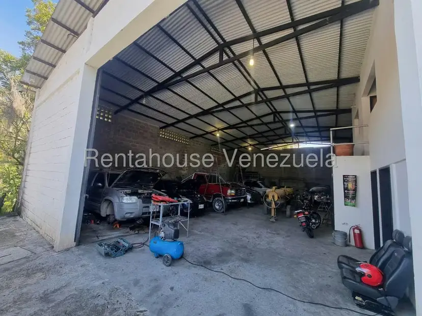 Comercial (Galpon - Deposito) en Venta en Sector Las Margaritas, Merida