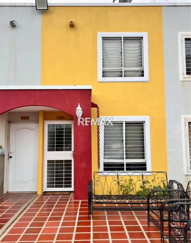 Town house amoblado en Caminos de La Lagunita, Maracaibo
