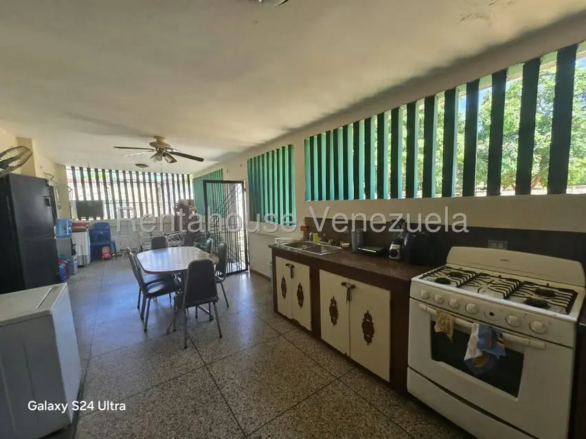 Casa (1 Nivel) en Venta en Calle Chile, Zulia - 8