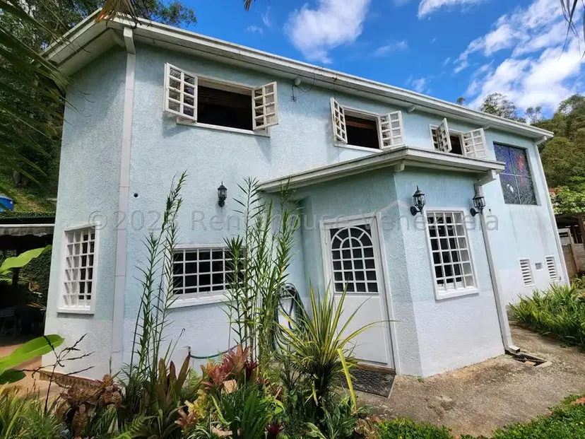 Casa (Duplex) en Venta en Colinas de Carrizal, Miranda