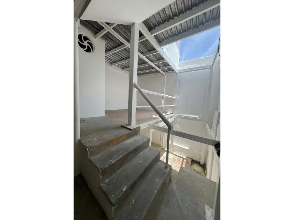 Alquiler de Casa Comercial en el Hatillo 158147AB 179m2/2B/2PE - 6