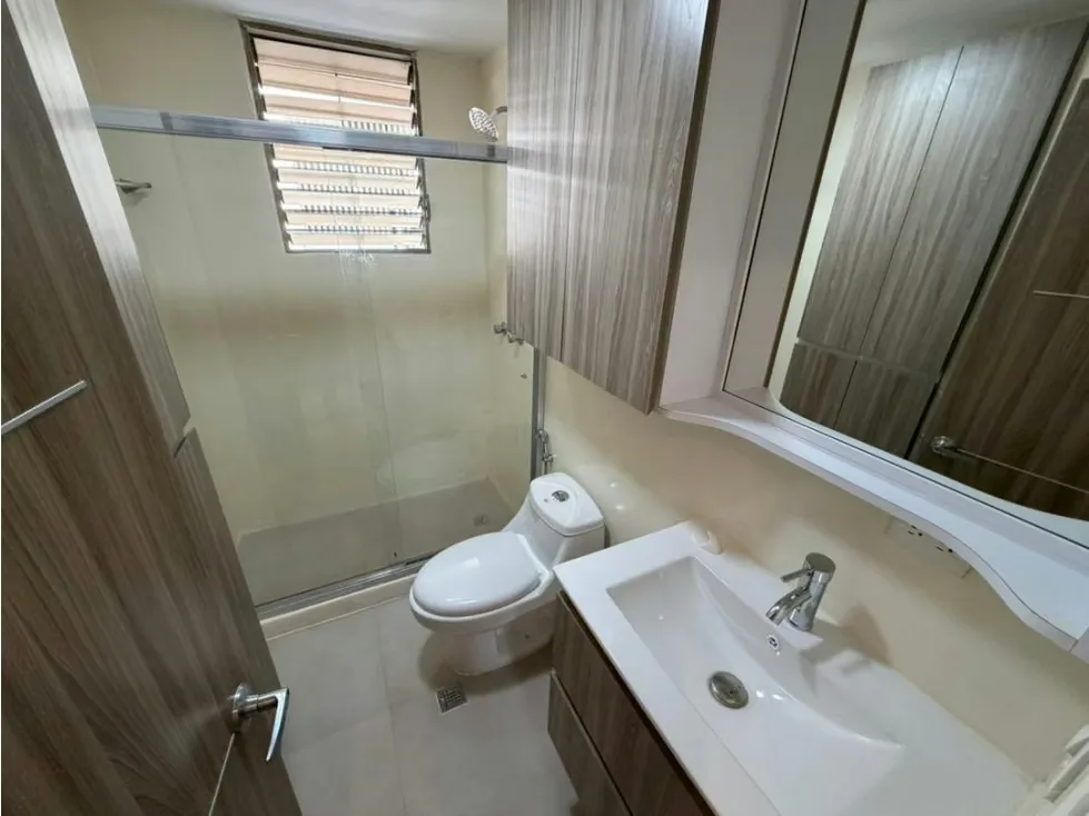 ALQUILER DE APARTAMENTO EN LA CASTELLANA - 11