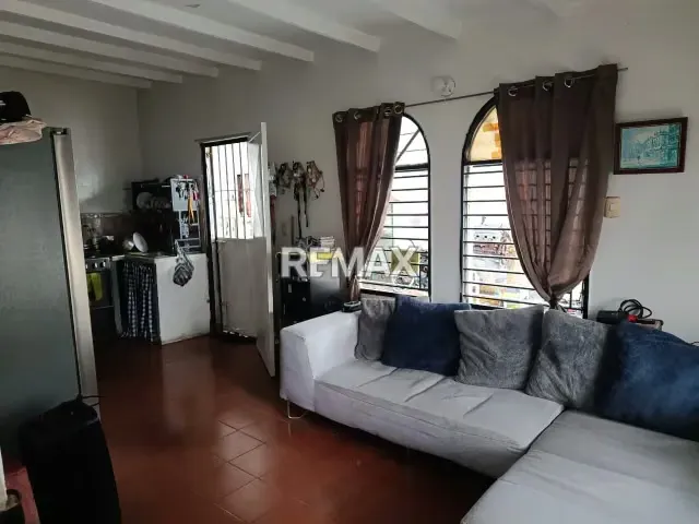 EN VENTA COMODA CASA EN EL TRIGAL CABUDARE - 5