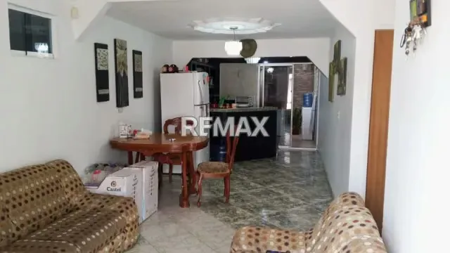 EN VENTA COMODA CASA EN EL TRIGAL CABUDARE - 8