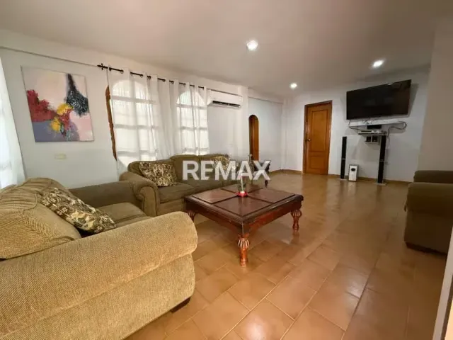 Se Vende Linda Casa en excelente Ubicación Coro Edo Falcón - 3