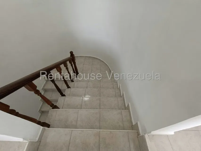 Apartamento (Duplex) en Alquiler en San Jacinto, Aragua - 12