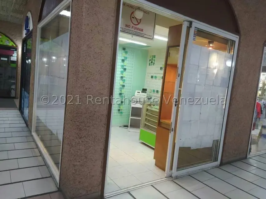 Local Comercial en Venta en Prados del Este, Distrito Metropolitano - 4
