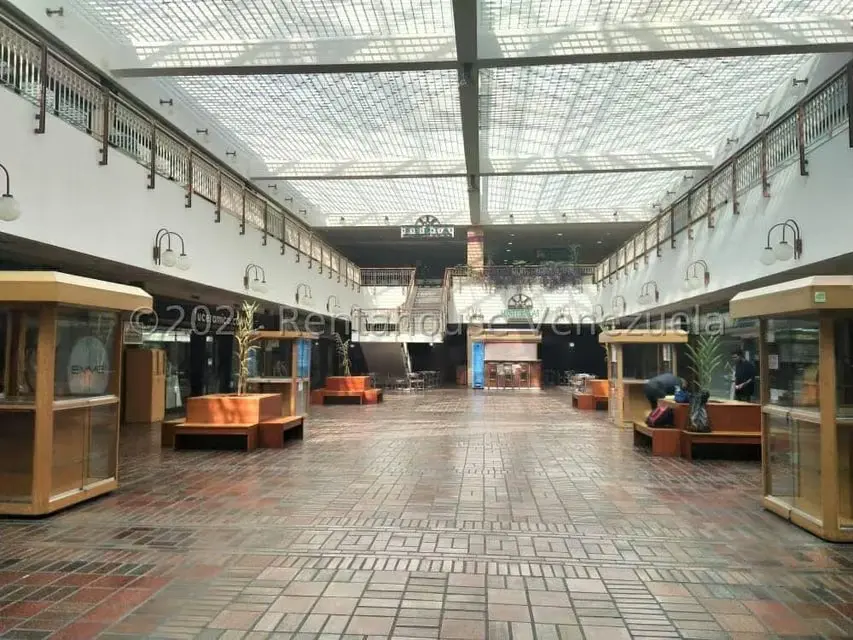 Local Comercial en Venta en Prados del Este, Distrito Metropolitano - 9