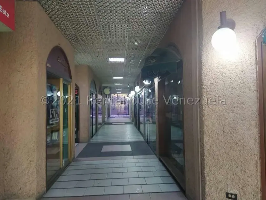 Local Comercial en Venta en Prados del Este, Distrito Metropolitano - 10