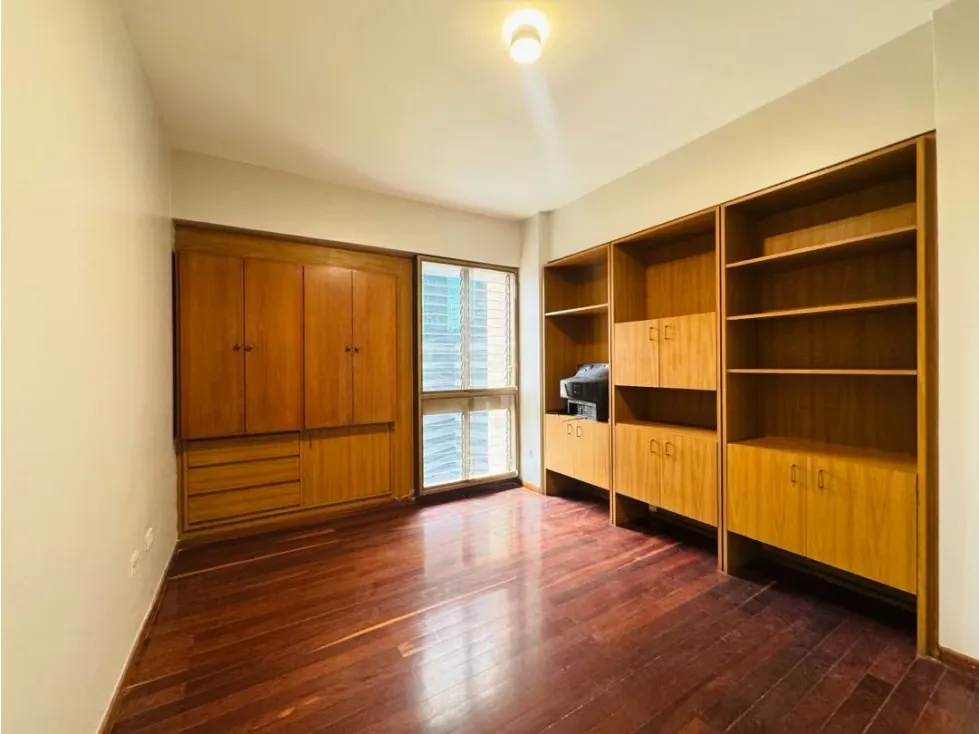 Apartamento en venta 200m2 3H+S/3.5B+S/3P Campo Alegre - 16