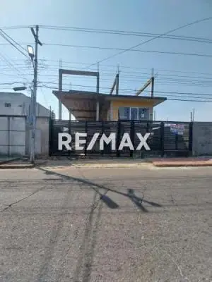 EDIFICIO COMERCIAL VENTA AV. SANTA TERESA, MACHIQUES DE PERIJA