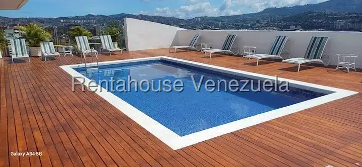 Apartamento (1 Nivel) en Alquiler en Santa Eduvigis, Distrito Metropolitano - 9
